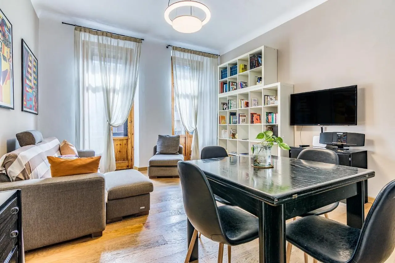 Lepontina Apartment Milan